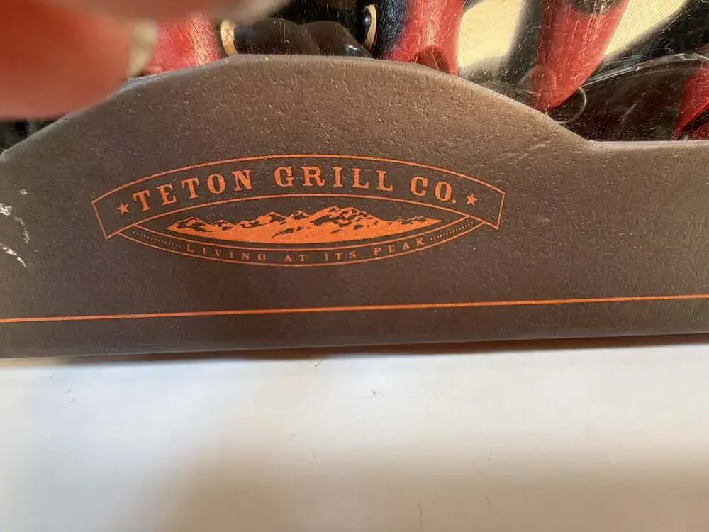 NIB Teton Grill Co Lodge Silverware 12‎ Pc Set Fishing Lure Handle Cabin Vintage